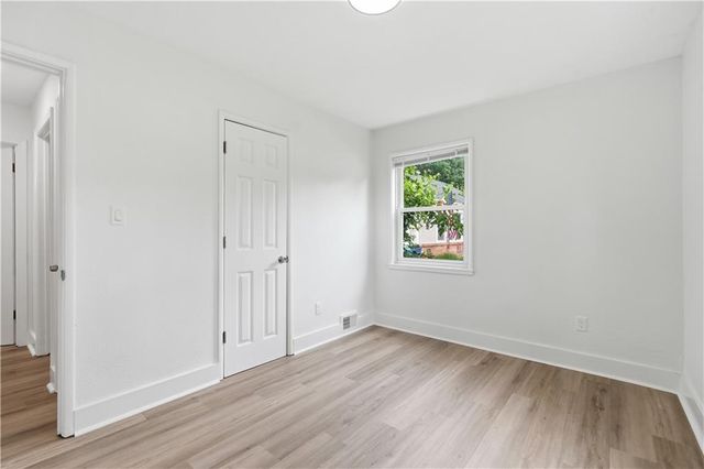 2706 W 79th Street, Prairie Village, KS 66208