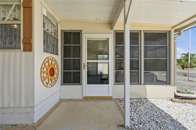 695 BUCCANEER BOULEVARD, Tavares, FL 32778