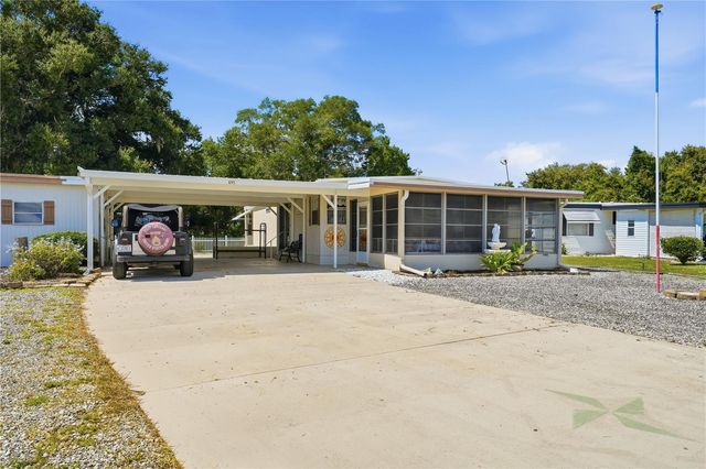 695 BUCCANEER BOULEVARD, Tavares, FL 32778