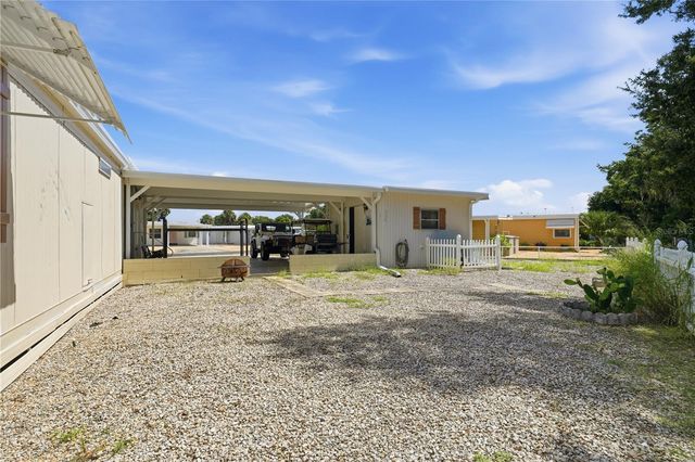 695 BUCCANEER BOULEVARD, Tavares, FL 32778