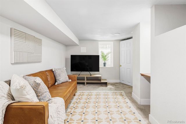 1727 Dahlia Street, Denver, CO 80220