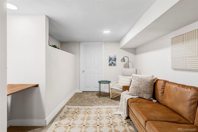 1727 Dahlia Street, Denver, CO 80220