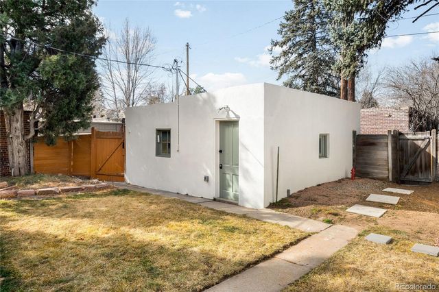 1727 Dahlia Street, Denver, CO 80220