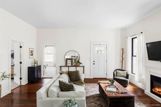 1727 Dahlia Street, Denver, CO 80220