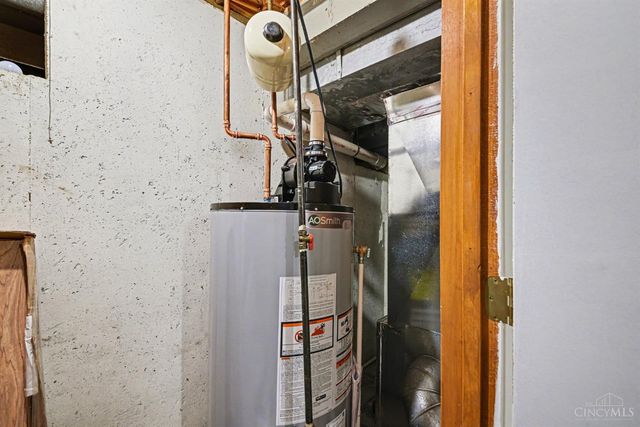3237 South Cove Court, Deerfield Twp., OH 45039
