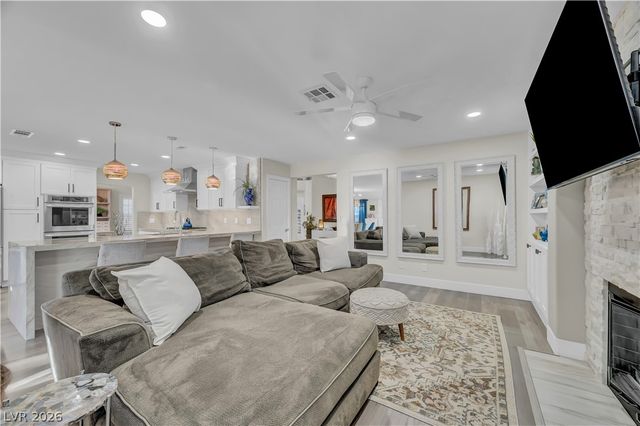 1413 Premier Court, Las Vegas, NV 89117