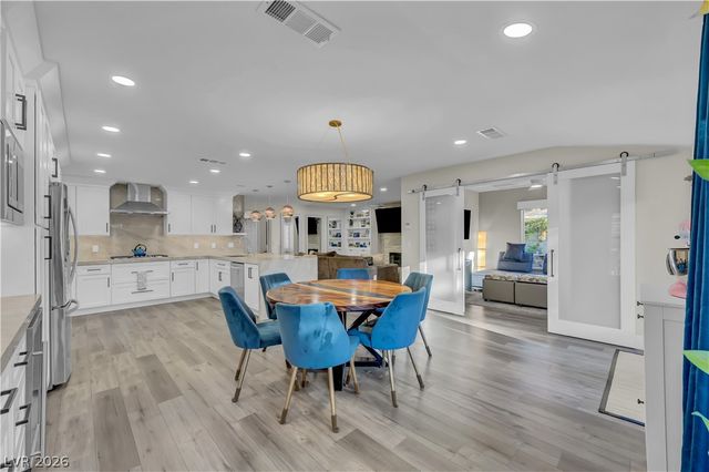 1413 Premier Court, Las Vegas, NV 89117