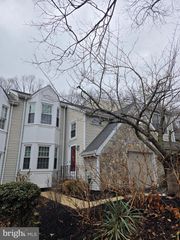 24 BOGEY CIR, Doylestown, PA 18901