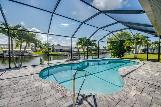 3619 SE 1st AVE, Cape Coral, FL 33904