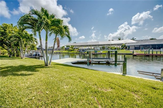 3619 SE 1st AVE, Cape Coral, FL 33904