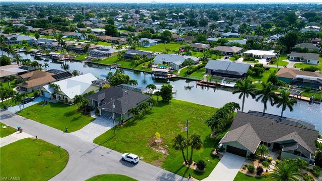 3619 SE 1st AVE, Cape Coral, FL 33904