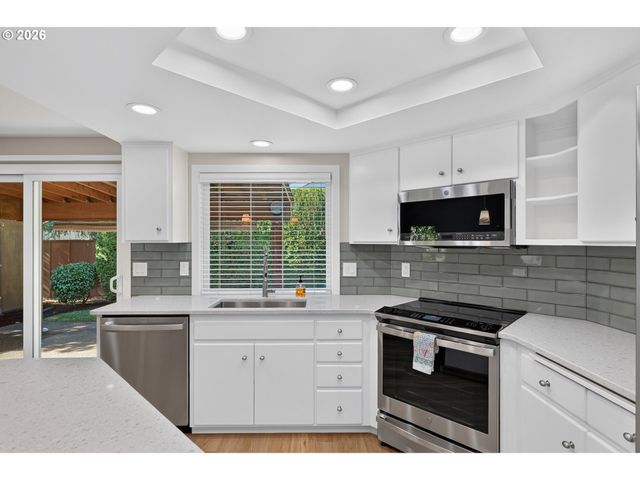 12533 Sw BEXLEY Ln, Portland, OR 97224