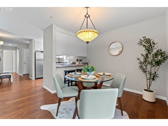 2709 Sw 2ND Ave 201, Portland, OR 97201