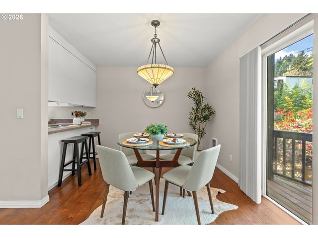 2709 Sw 2ND Ave 201, Portland, OR 97201