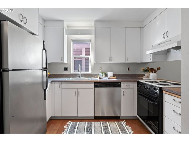 2709 Sw 2ND Ave 201, Portland, OR 97201