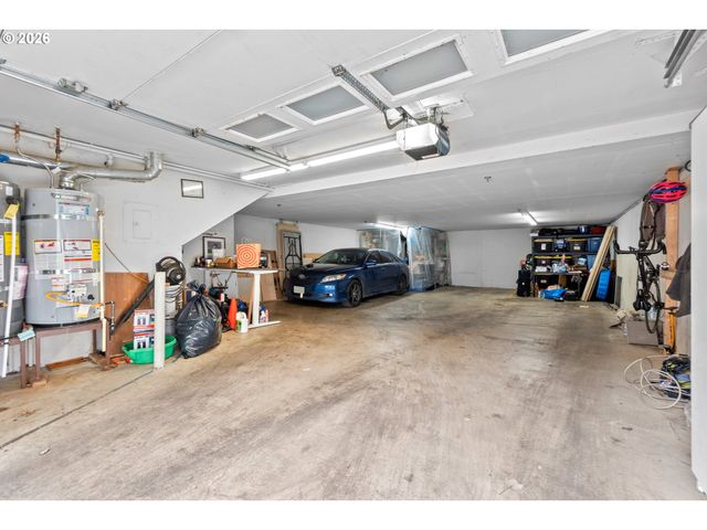 2709 Sw 2ND Ave 201, Portland, OR 97201