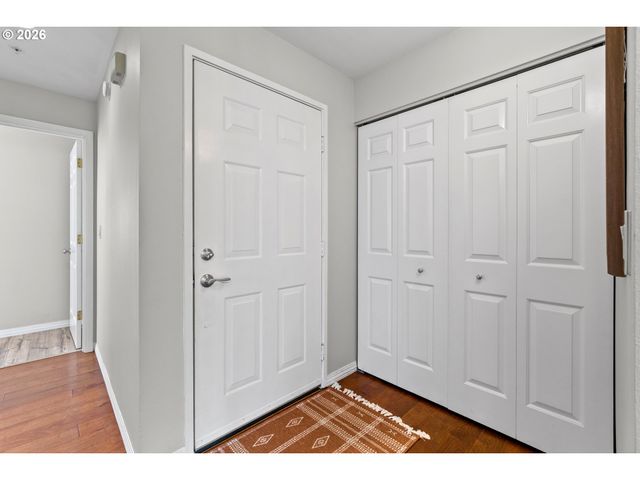 2709 Sw 2ND Ave 201, Portland, OR 97201