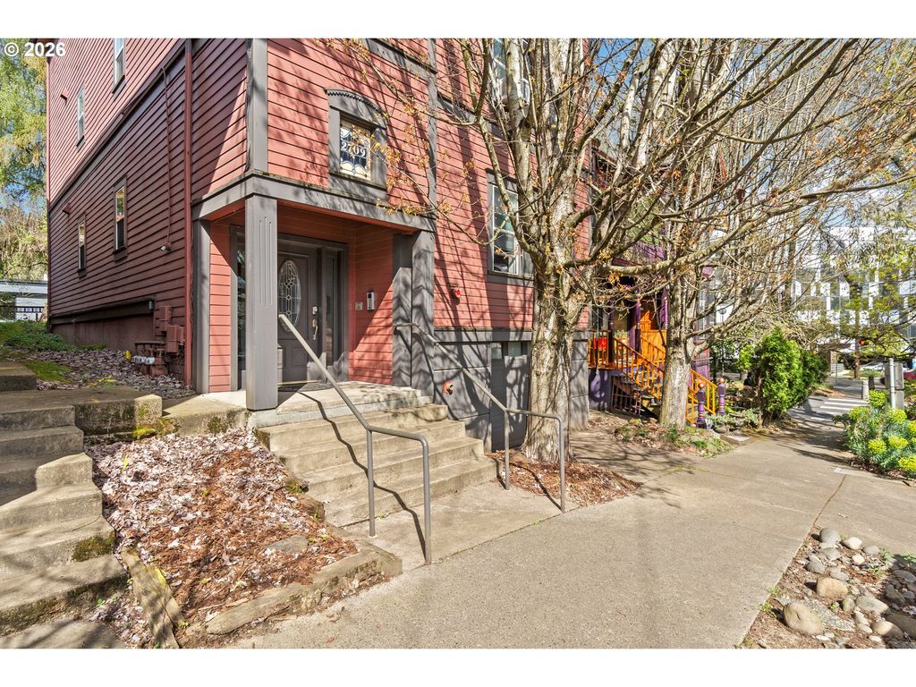 2709 Sw 2ND Ave 201, Portland, OR 97201