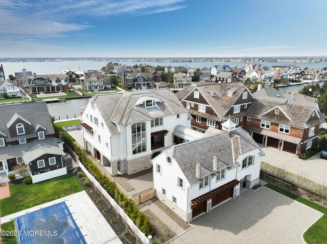 940 Barnegat Lane, Mantoloking, NJ 08738
