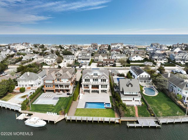 940 Barnegat Lane, Mantoloking, NJ 08738