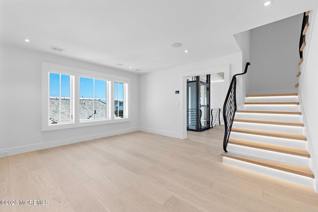 940 Barnegat Lane, Mantoloking, NJ 08738