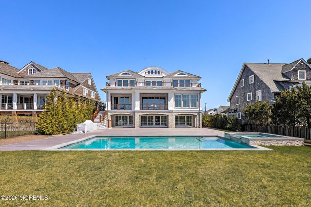 940 Barnegat Lane, Mantoloking, NJ 08738