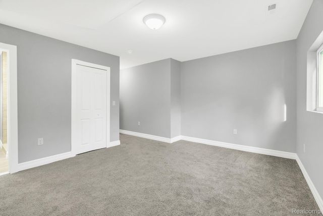 1038 Vinewood Street, Auburn Hills, MI 48326