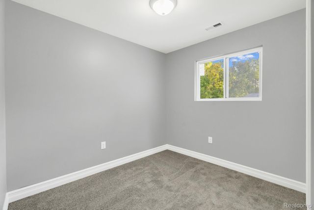 1038 Vinewood Street, Auburn Hills, MI 48326