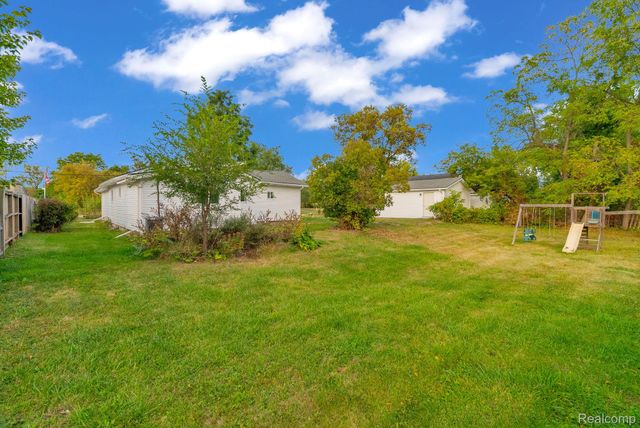 1038 Vinewood Street, Auburn Hills, MI 48326