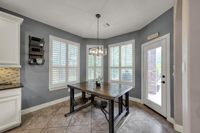 6 Twig Corner Court, The Woodlands, TX 77375