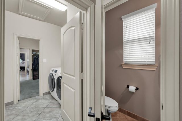 6 Twig Corner Court, The Woodlands, TX 77375