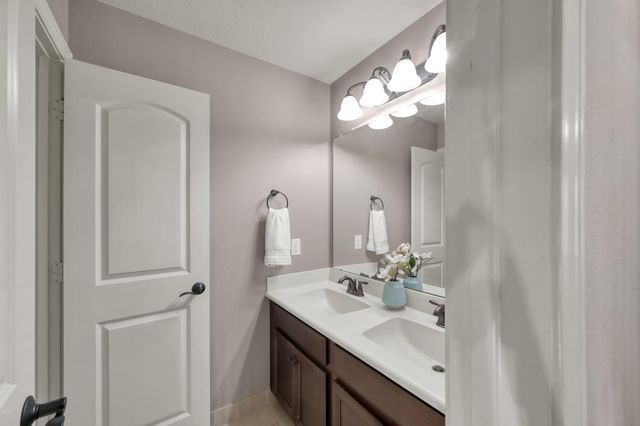 6 Twig Corner Court, The Woodlands, TX 77375