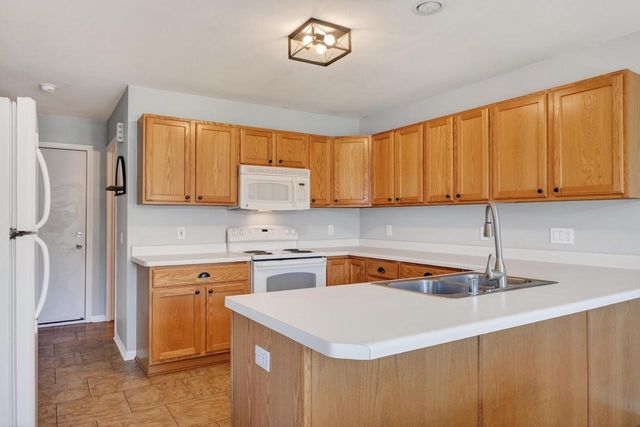 310 W Clover Lane, Cottage Grove, WI 53527