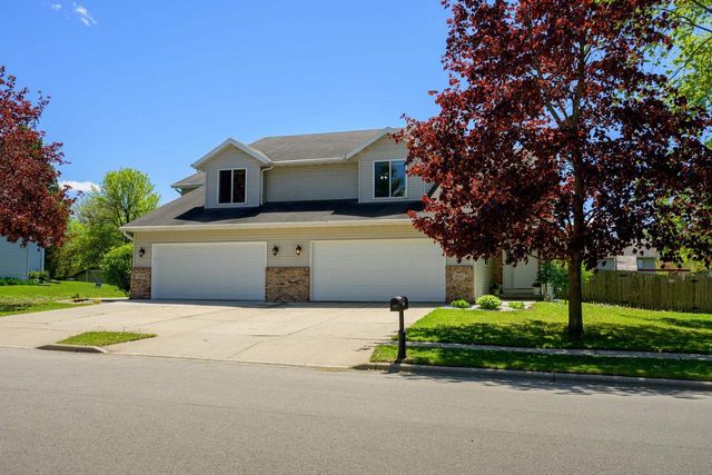 310 W Clover Lane, Cottage Grove, WI 53527