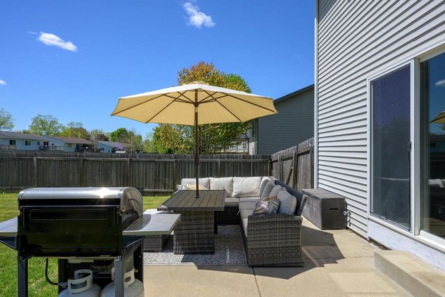 310 W Clover Lane, Cottage Grove, WI 53527
