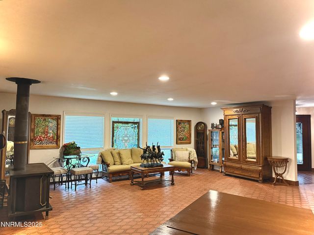 1616 Belarra Drive, Minden, NV 89423