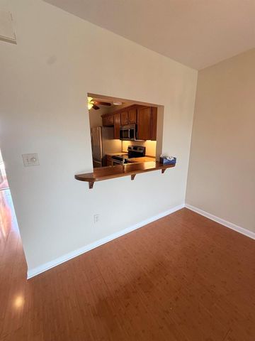 2050 Oleander Boulevard 6-202, Fort Pierce, FL 34950