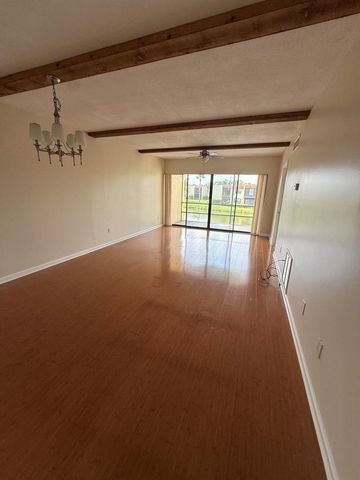 2050 Oleander Boulevard 6-202, Fort Pierce, FL 34950