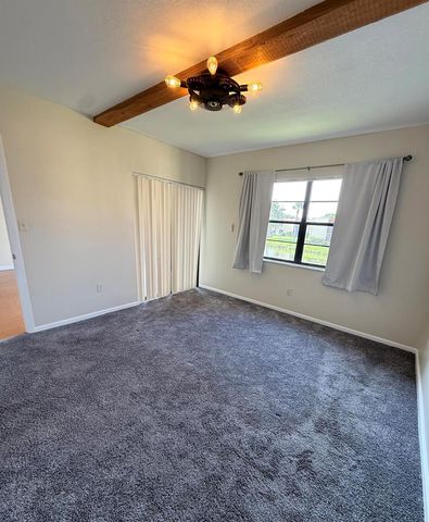 2050 Oleander Boulevard 6-202, Fort Pierce, FL 34950