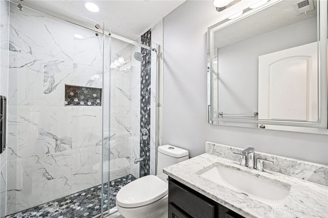 4076 Spicebush Drive, Tipp City, OH 45371