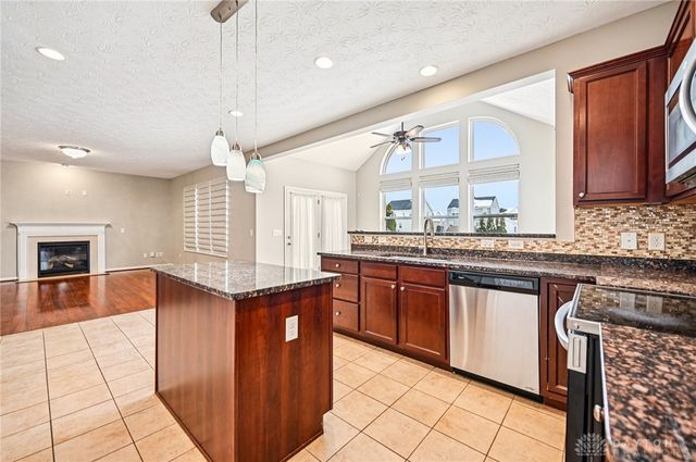 4076 Spicebush Drive, Tipp City, OH 45371