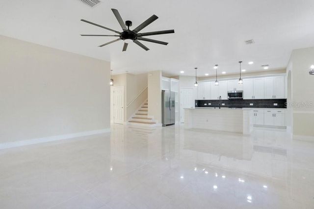 6615 HELMSLEY CIRCLE, Windermere, FL 34786
