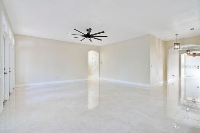 6615 HELMSLEY CIRCLE, Windermere, FL 34786