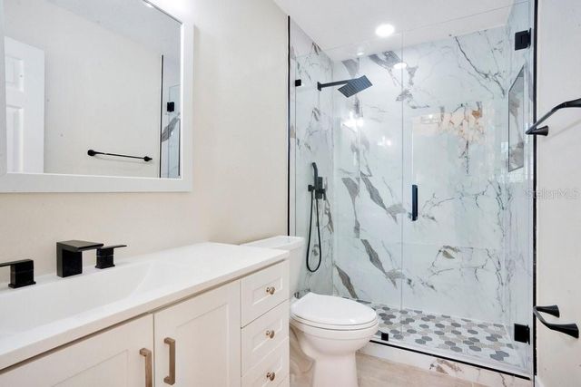 6615 HELMSLEY CIRCLE, Windermere, FL 34786