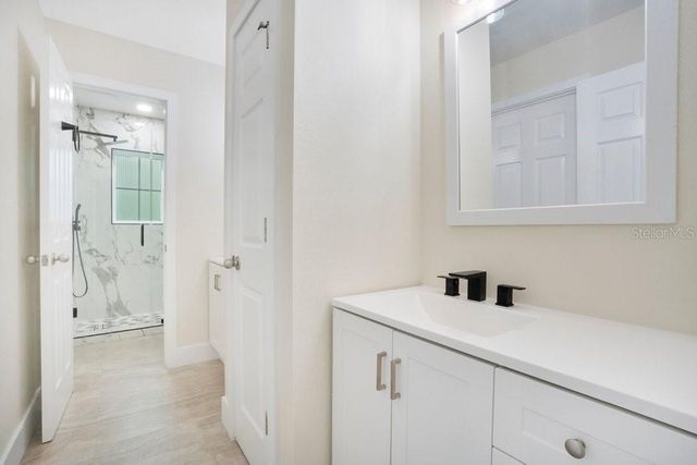 6615 HELMSLEY CIRCLE, Windermere, FL 34786