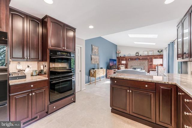 13456 COBRA CT, Herndon, VA 20171