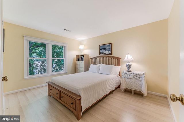 13456 COBRA CT, Herndon, VA 20171