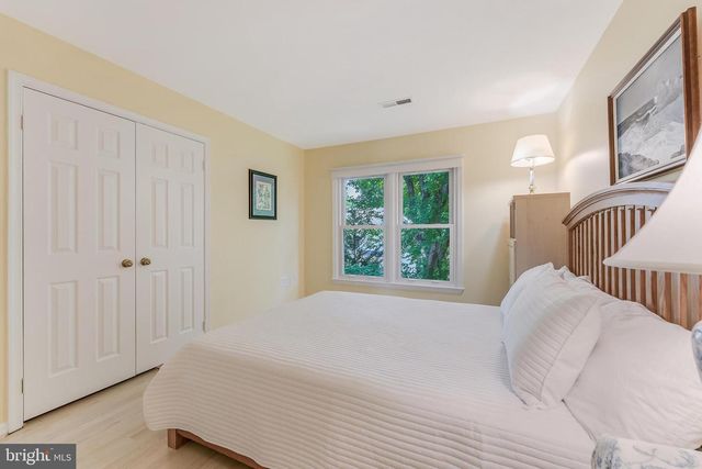 13456 COBRA CT, Herndon, VA 20171