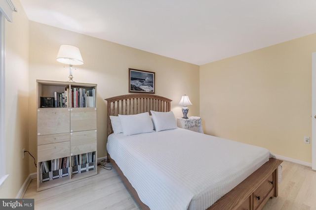 13456 COBRA CT, Herndon, VA 20171