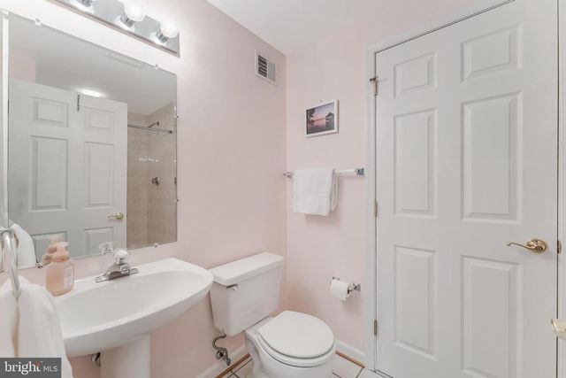 13456 COBRA CT, Herndon, VA 20171